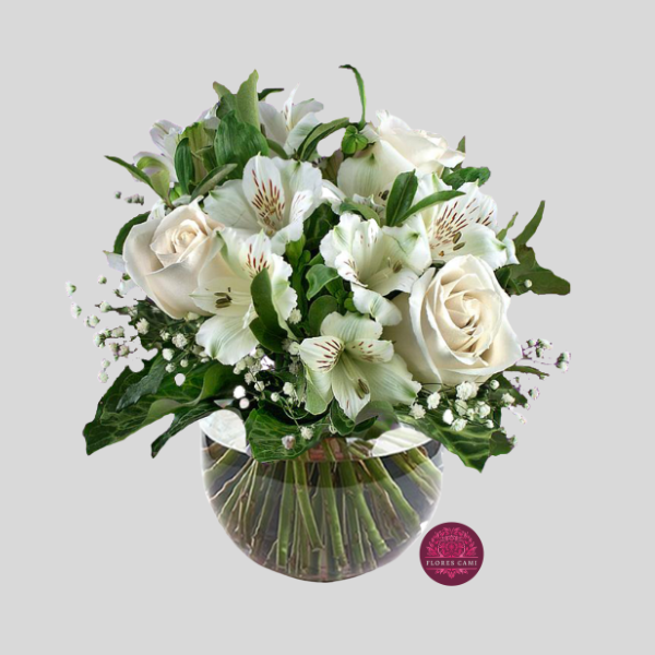 Pecera en rosas y astromelias