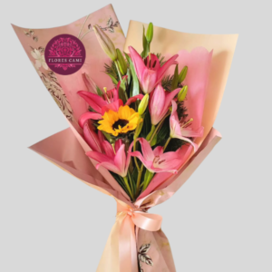 Lirios Rosados y Girasol en Ramo