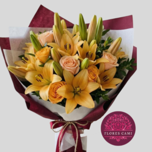Ramo con Rosas y Lirios Amarillos